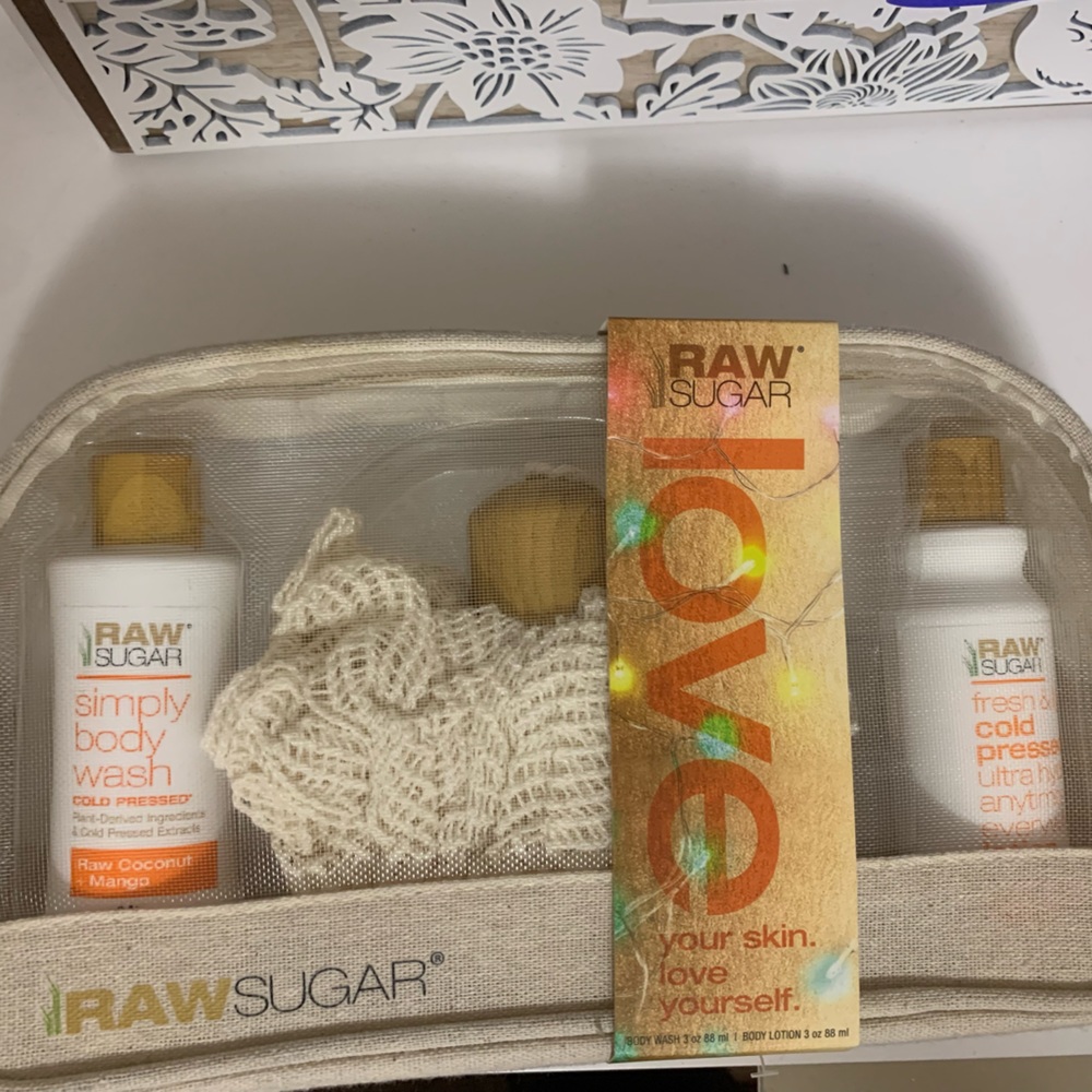 Target RAW SUGAR skincare kit